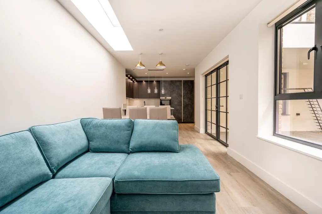 Hampton Road, Forest Gate, London E7 - Widok 3