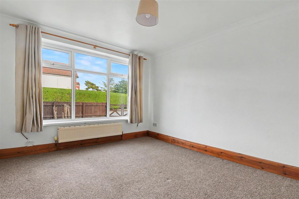 Property photo 3 of 12 Dining Room Ground Floor