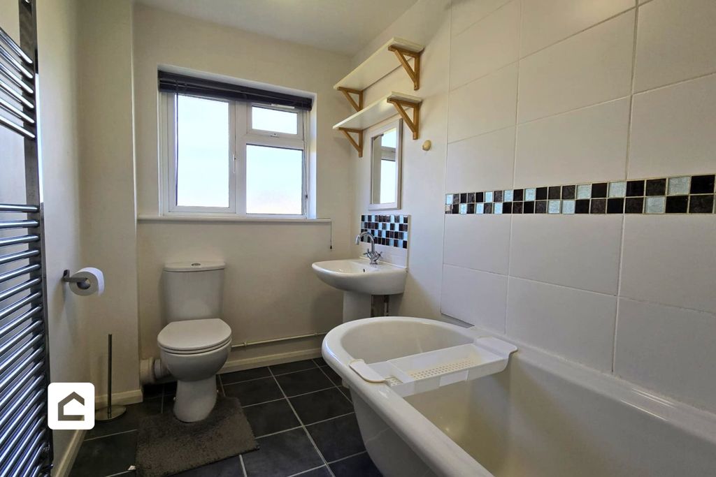 Additional image 9 of 1 bed maisonette for saleAshurst Wood, East Grinstead, West Sussex RH19