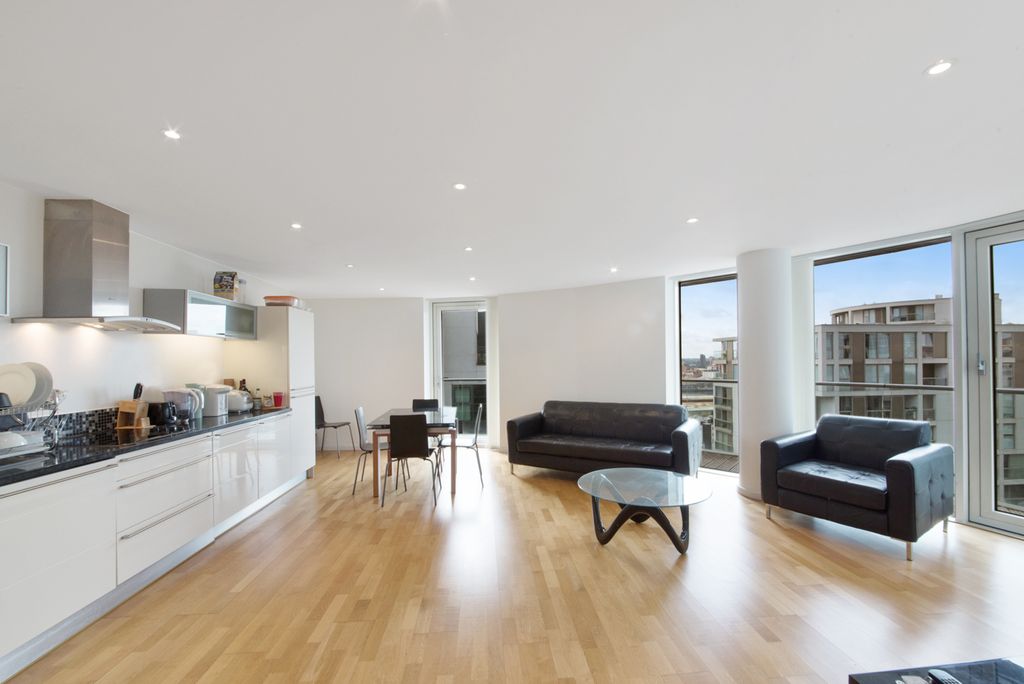 Property photo 1 of 17 Photo 1