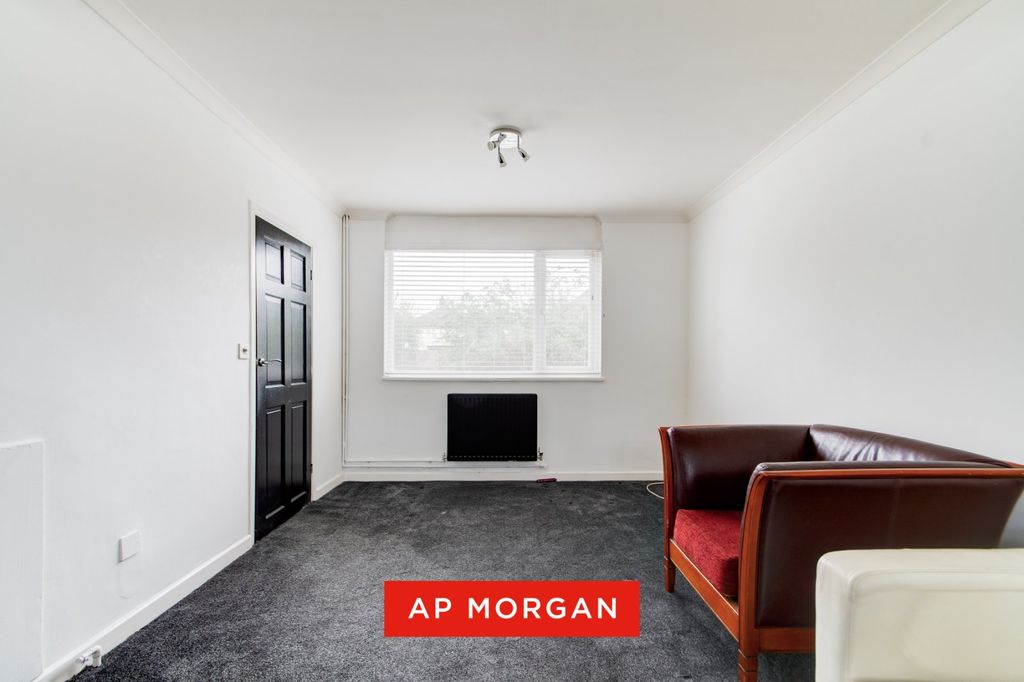 Property photo 3 of 11 Picture No. 08