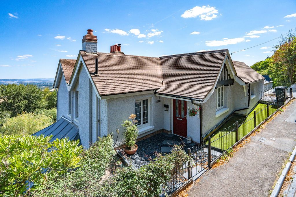 Property photo 1 of 21