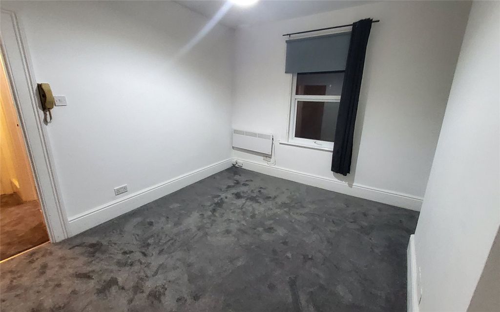 Property photo 2 of 6 Picture No. 07