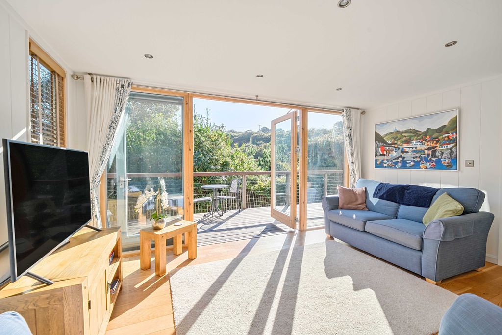 Property photo 3 of 16 Photo 3