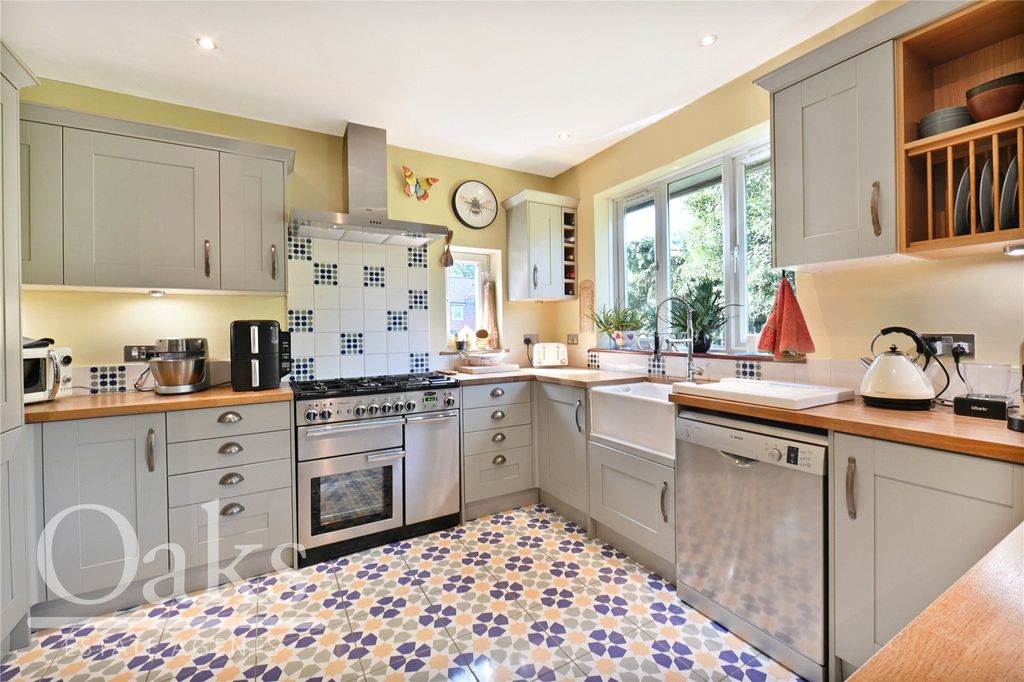 Property photo 3 of 12 Picture No. 04