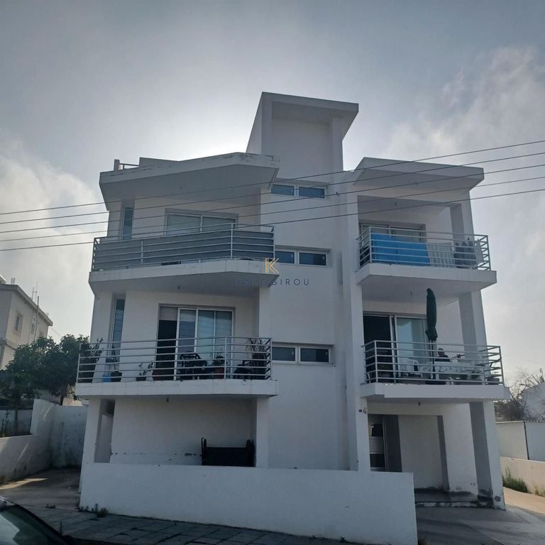 Property photo 1 of 5