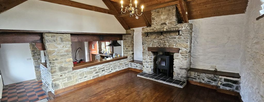 Property photo 3 of 23