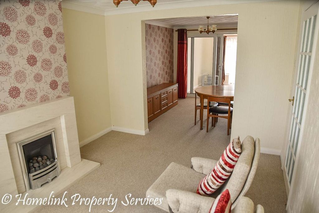Property photo 3 of 23
