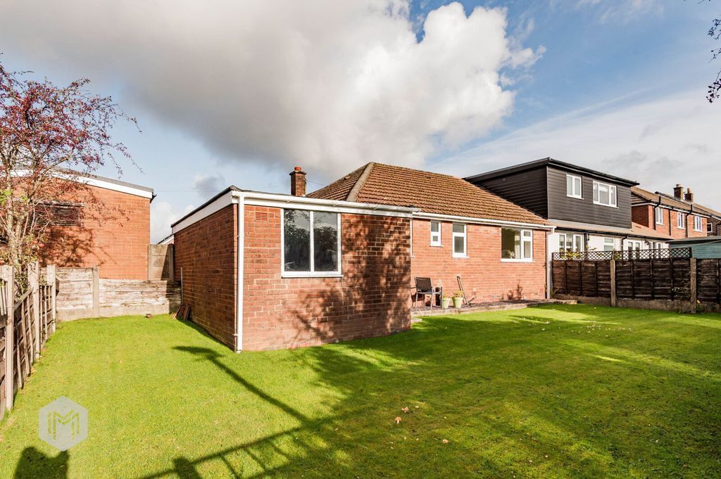 Property photo 2 of 18 Picture No. 42