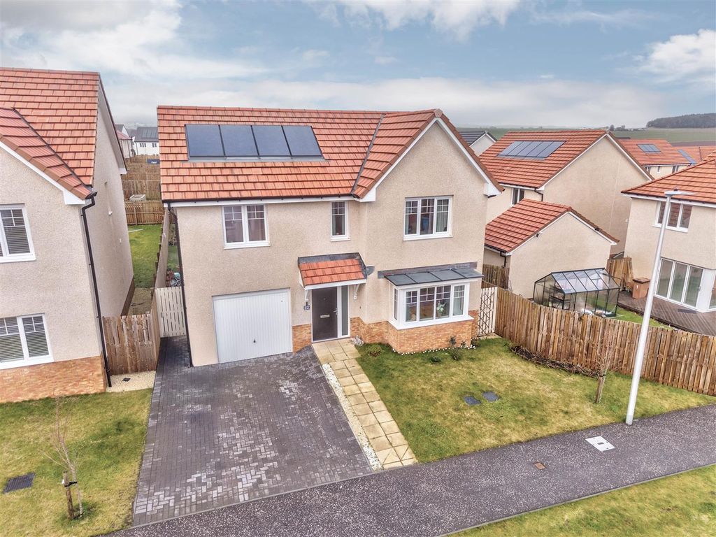 Property photo 1 of 21 22 Adam Crescent Dundee-19.Jpg