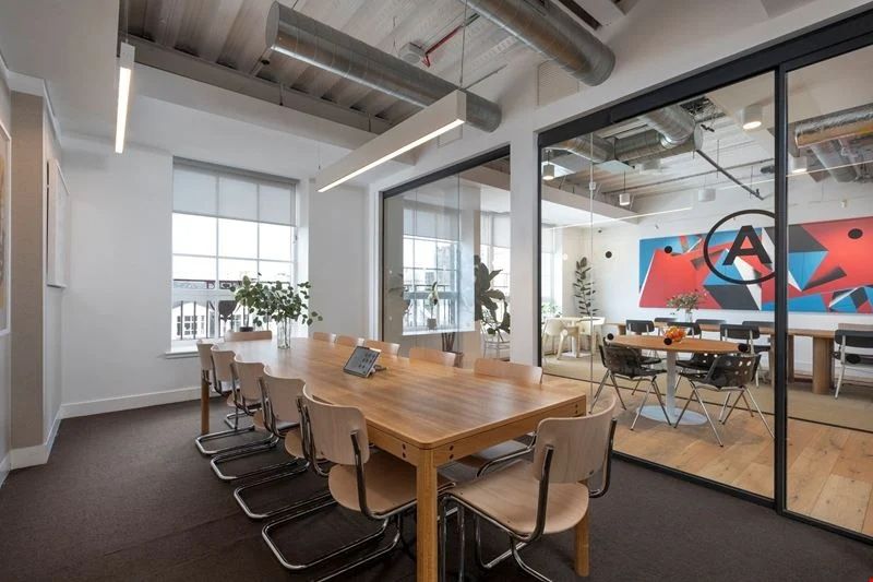 Property photo 1 of 10 Meeting Room