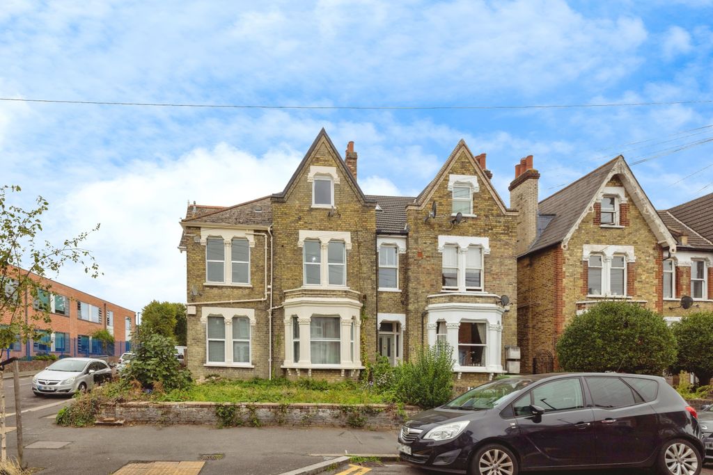 Property photo 1 of 15