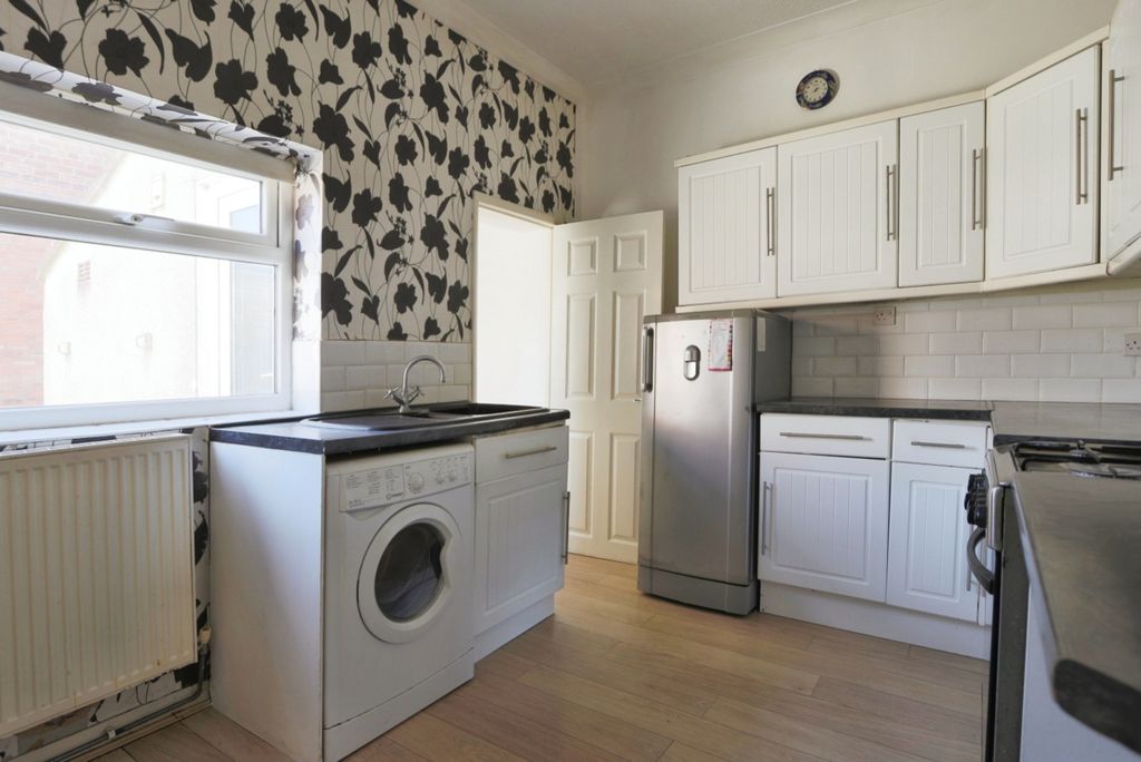 Property photo 3 of 9 4025037