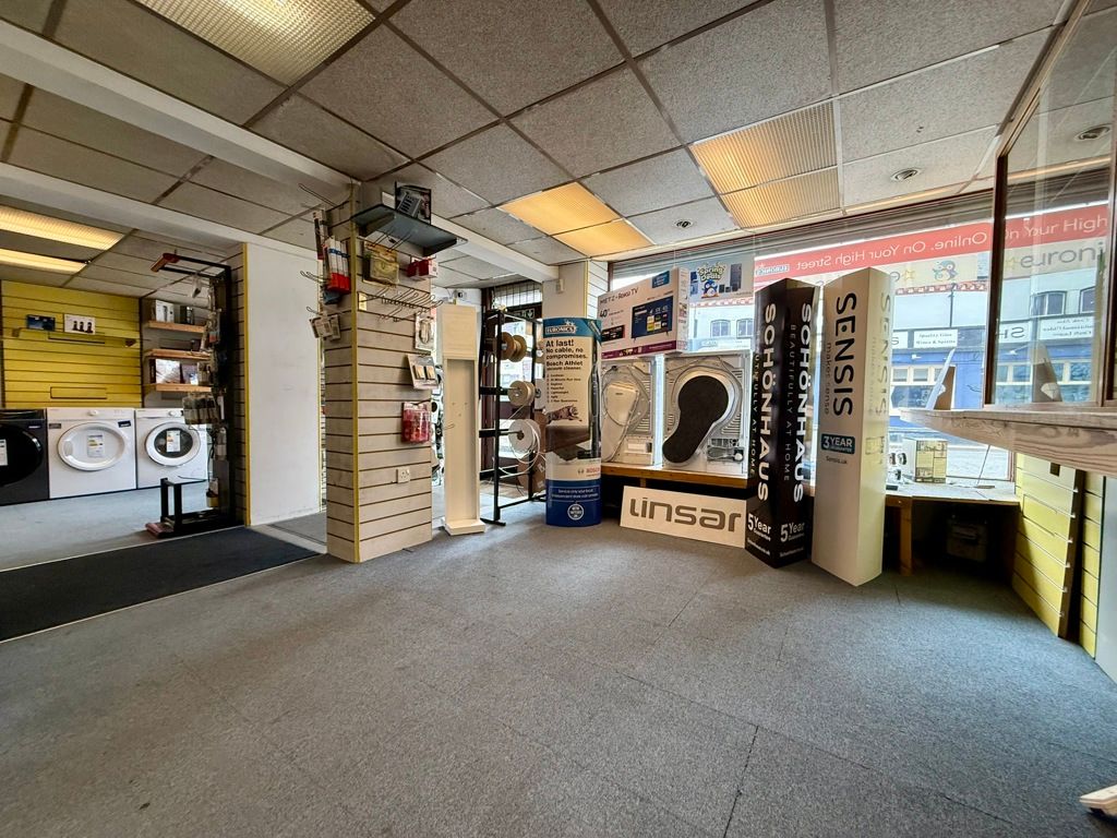 Property photo 3 of 15 Photo 4