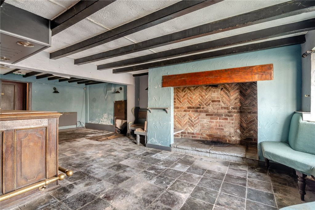 Property photo 3 of 18 Picture 3