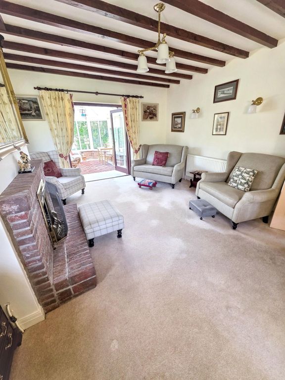 Property photo 2 of 33
