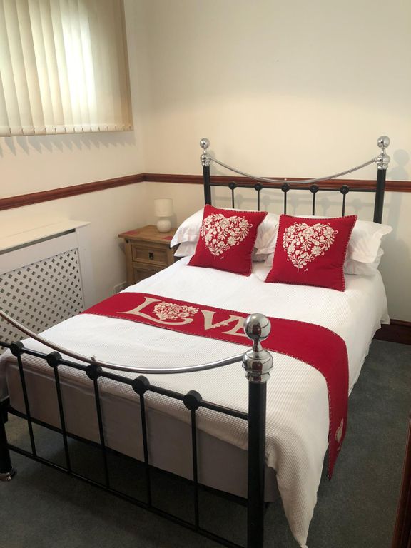 Property photo 2 of 5