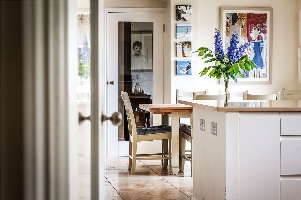 Property photo 3 of 53 Picture No. 29