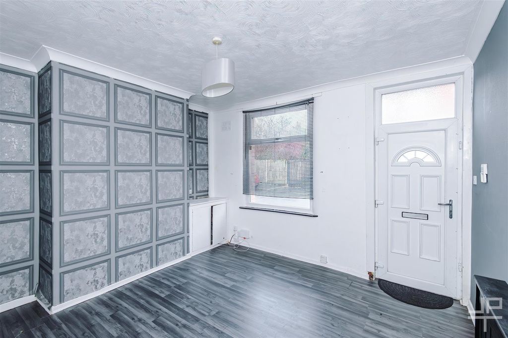 Property photo 2 of 29 Living 1.Jpg