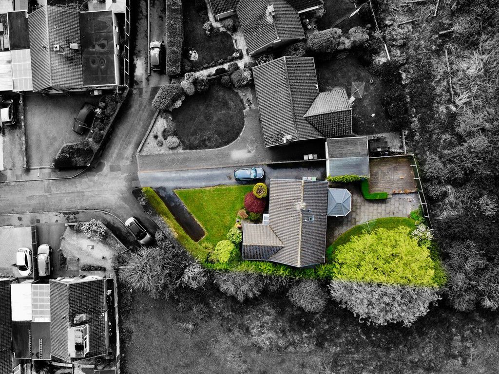 Property photo 1 of 30