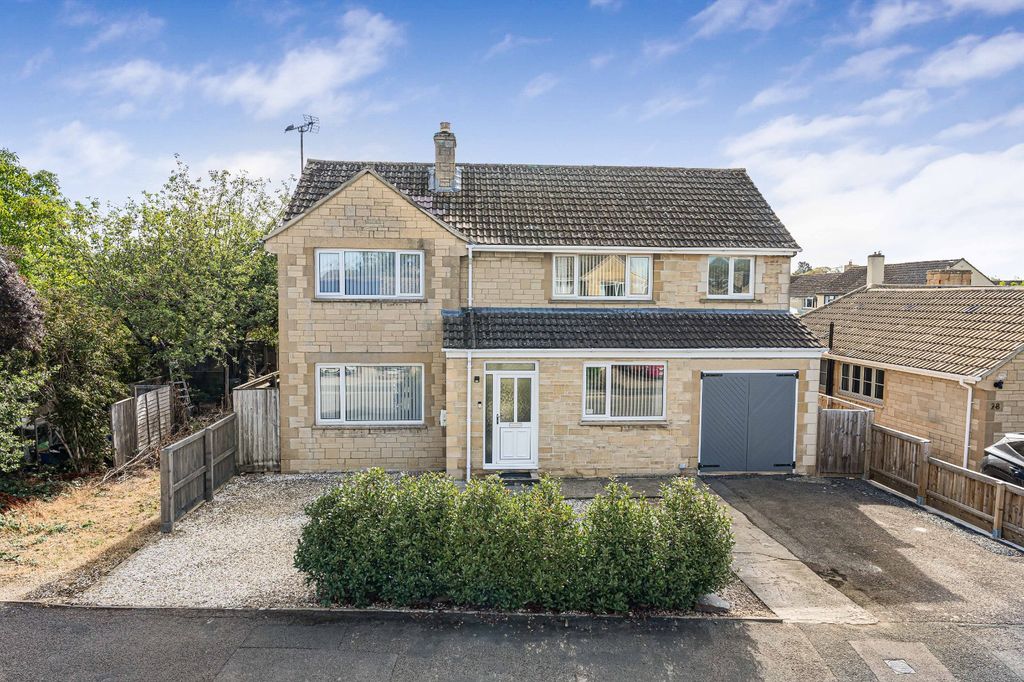 Property photo 1 of 18 Picture No. 52
