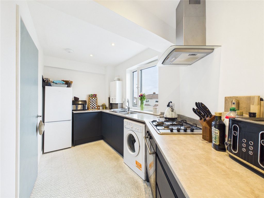 Property photo 3 of 10 Picture No. 06