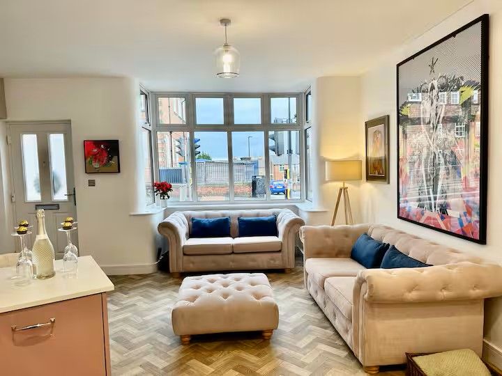 Property photo 2 of 13 Image