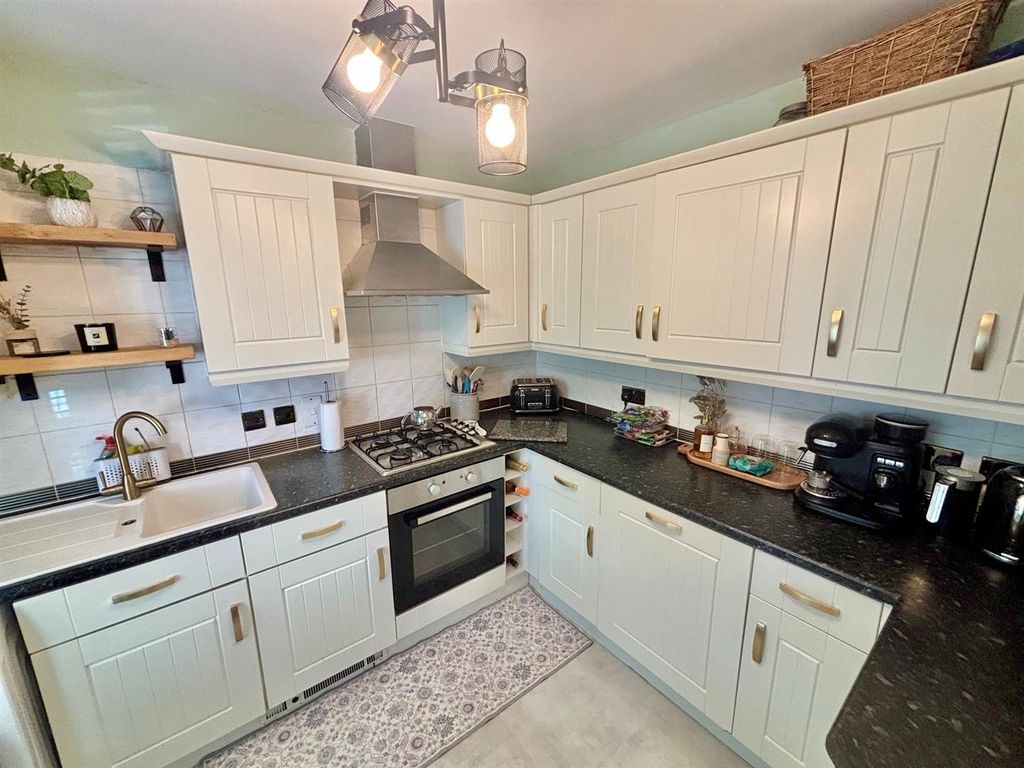 Property photo 3 of 12 1.Jpg