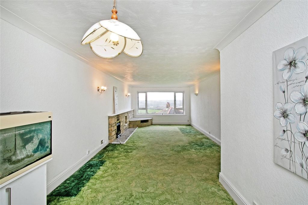 Property photo 3 of 18 Picture No. 14