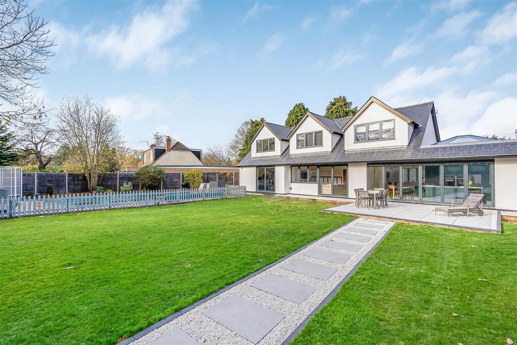 Property photo 2 of 32 39_68192.Jpg