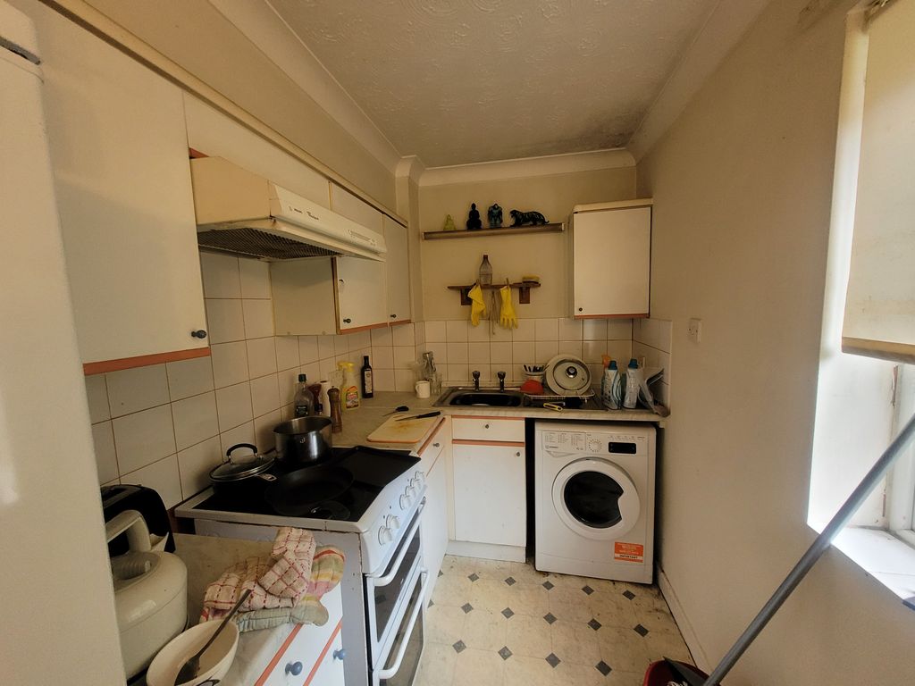 Property photo 3 of 5