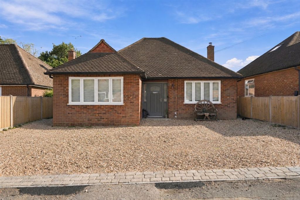 Property photo 1 of 9