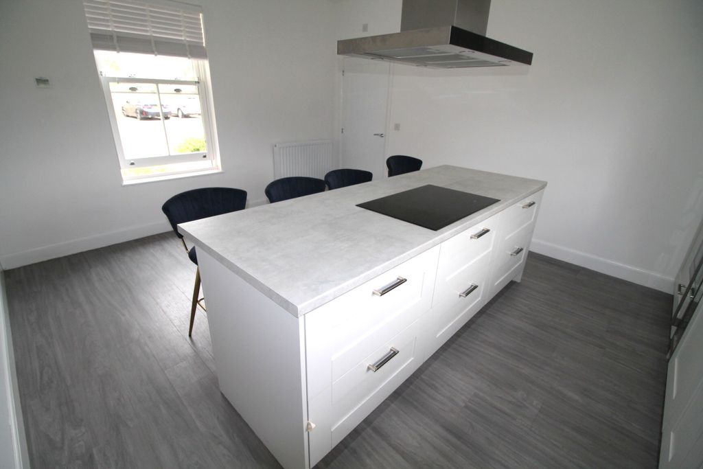 Property photo 3 of 16 Img_0589