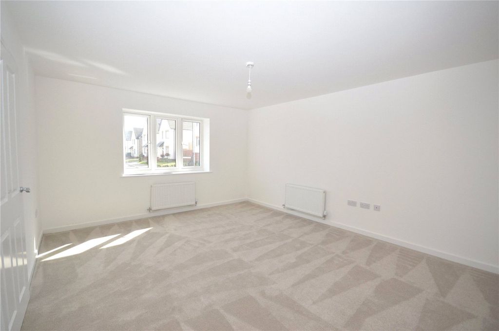 Property photo 3 of 11 Picture No. 21