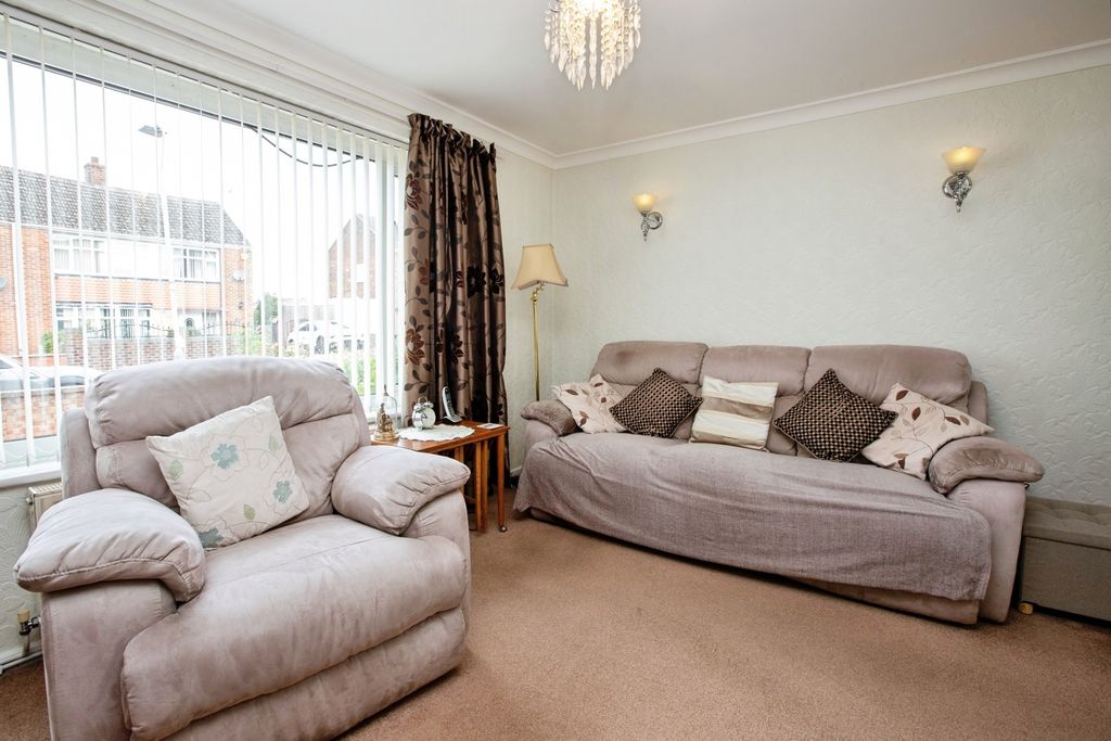 Property photo 3 of 19 Pbox-Img.Jpg