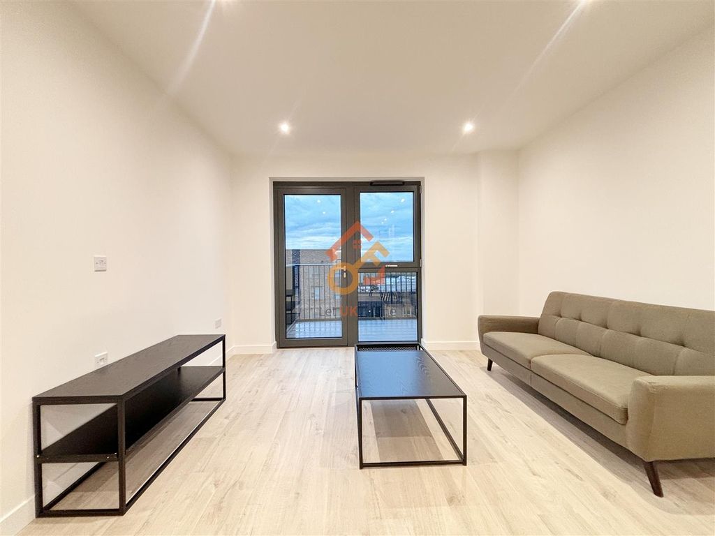 Property photo 1 of 21 825c1A62-9Fa0-424A-B77d-96052E0E5165.Jpg