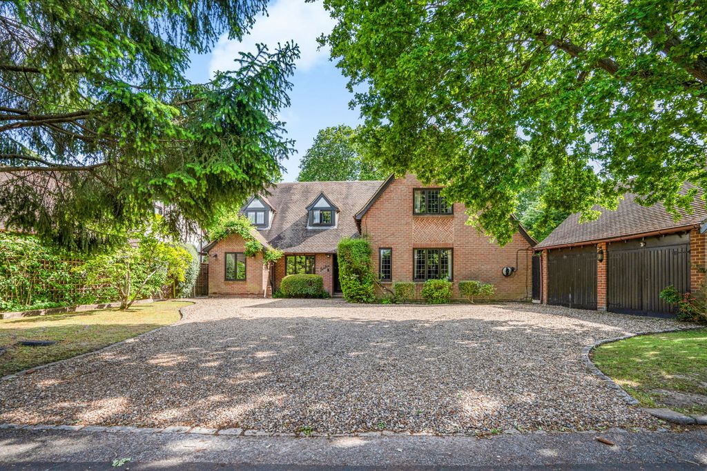 Property photo 1 of 25