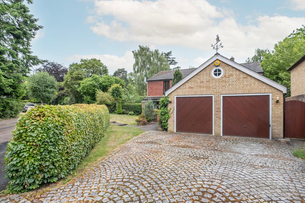 Property photo 3 of 17