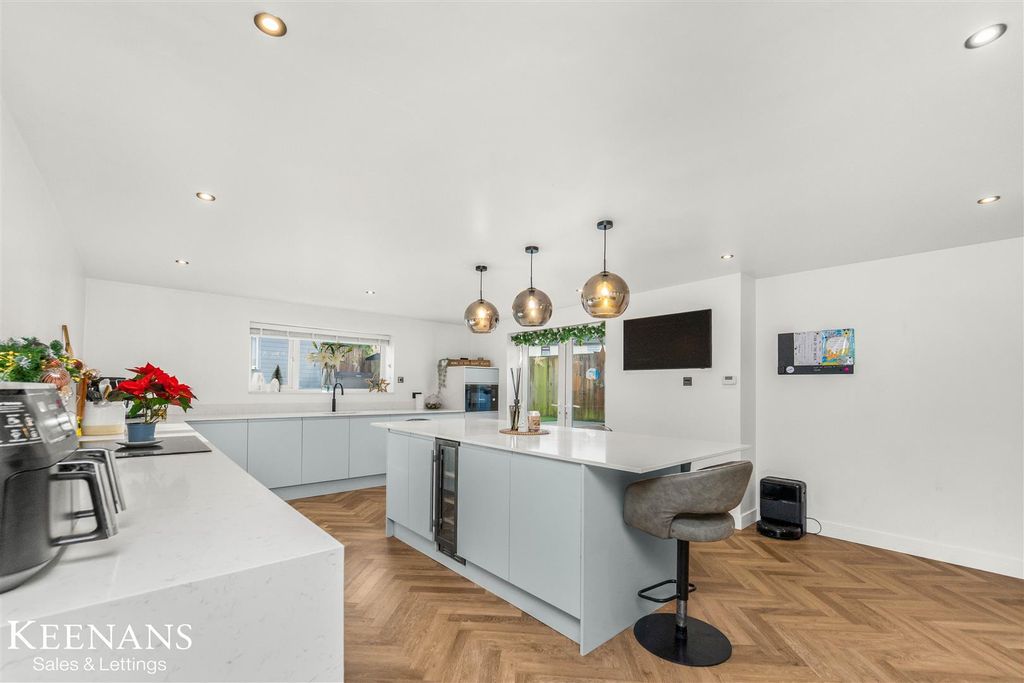 Property photo 1 of 47 Dsc08319.Jpg