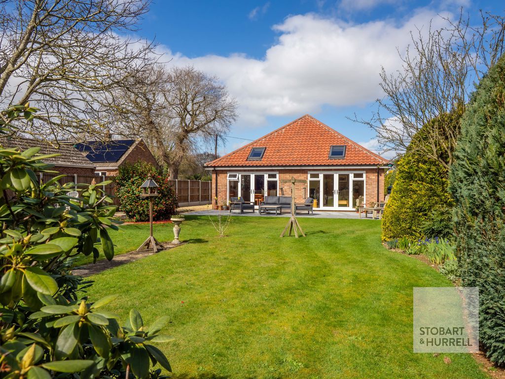 Property photo 2 of 30 Through The Trees