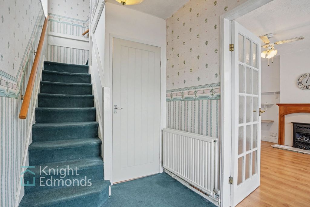 Property photo 3 of 15 Entrance