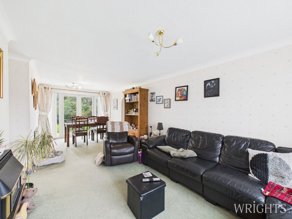 Property photo 3 of 26