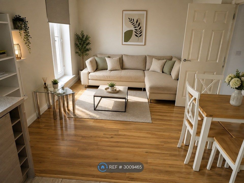 Property photo 1 of 3