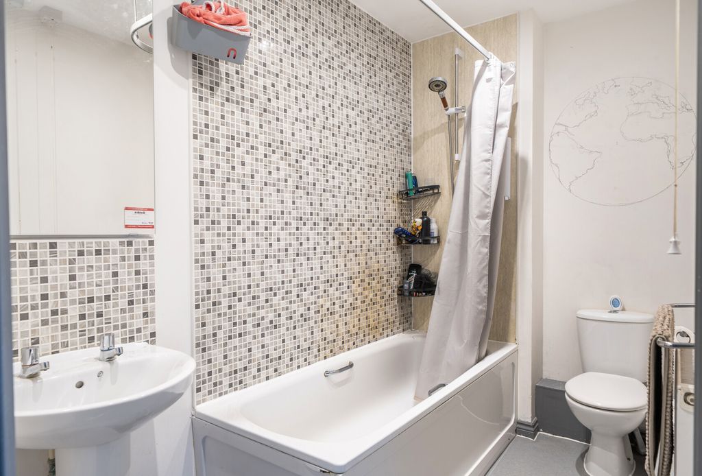 Additional image 7 of 2 bed flat for saleNormandy Drive, Yate, Bristol BS37