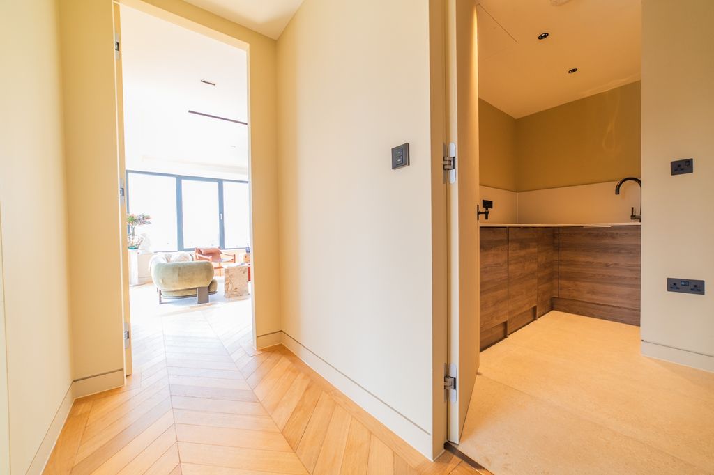 Additional image 80 of 3 bed flat for saleThe Bank, Cardiff Bay CF10