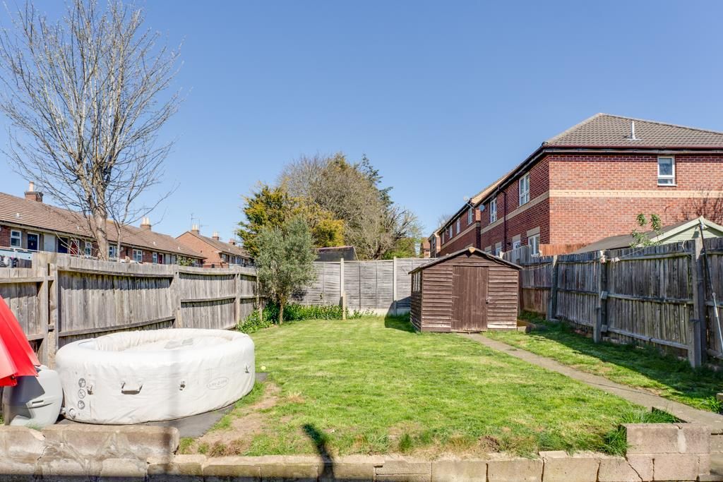 Property photo 3 of 23 18 Aster Road, Kettering-3.Jpg