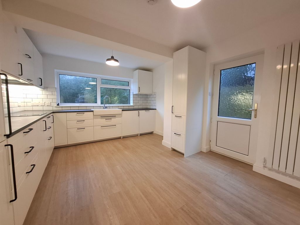 Property photo 3 of 20 Exterior