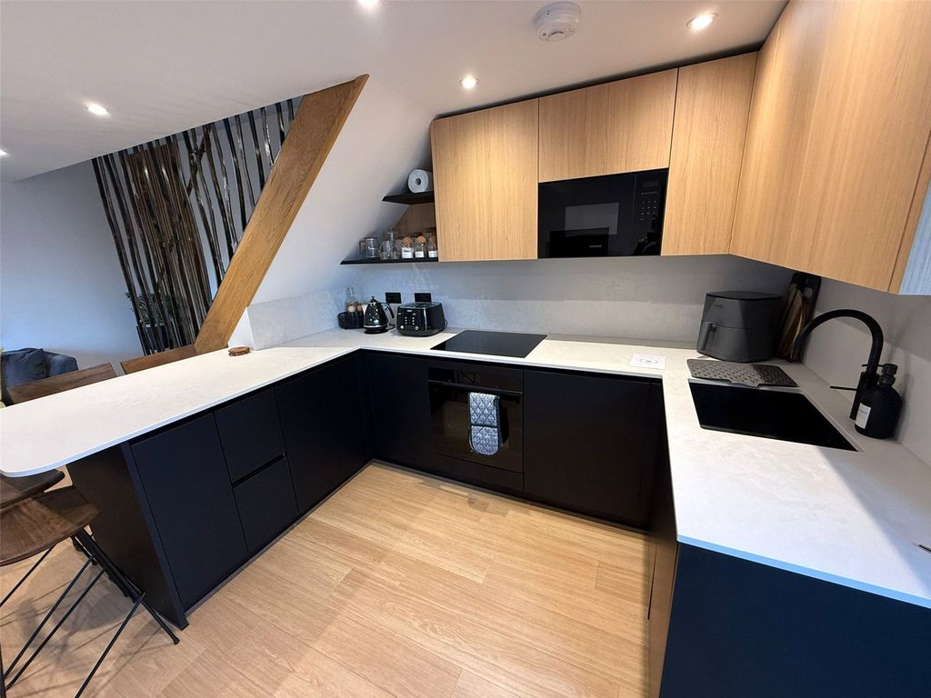 Property photo 2 of 13 Picture No. 05