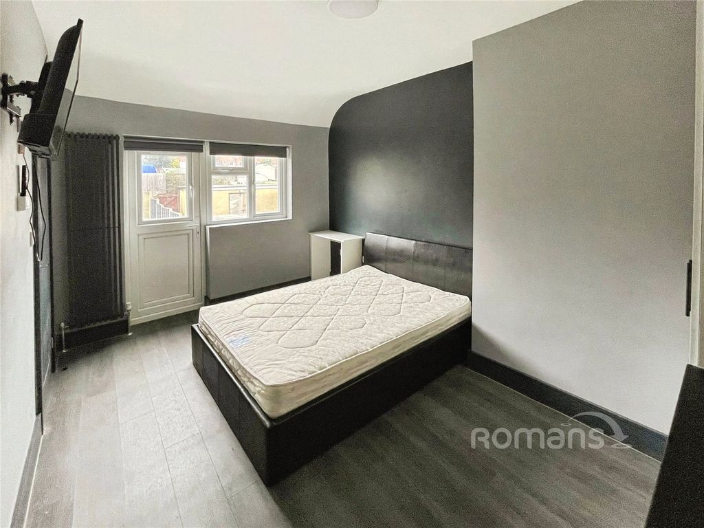 Property photo 1 of 5 Picture No. 04