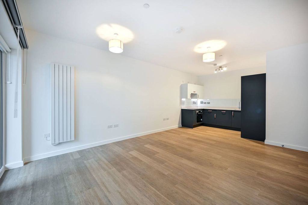 Property photo 1 of 6